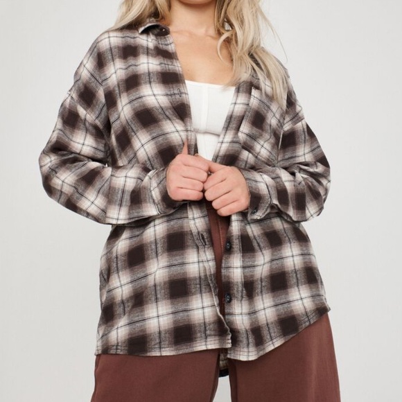 Garage Tops - Garage White & Brown Plaid “Dylan” Oversized Button Down Flannel Shirt
